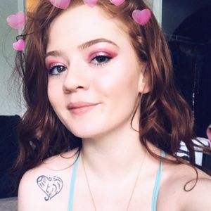 Meet your Posher, Selena